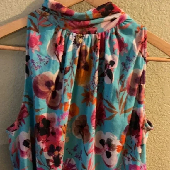 FUZZI Floral Halter Neck Swing Top, Size XL - Picture 12 of 16
